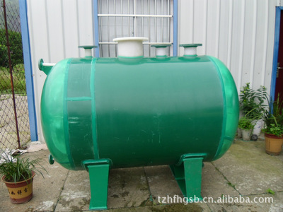 【臥式聚丙烯計量罐具有耐腐蝕耐負壓耐輻射和良好的物理機械性能】價格,廠家,圖片,日用化工機械配件,臺州市黃巖鴻豐化工防腐設備廠-